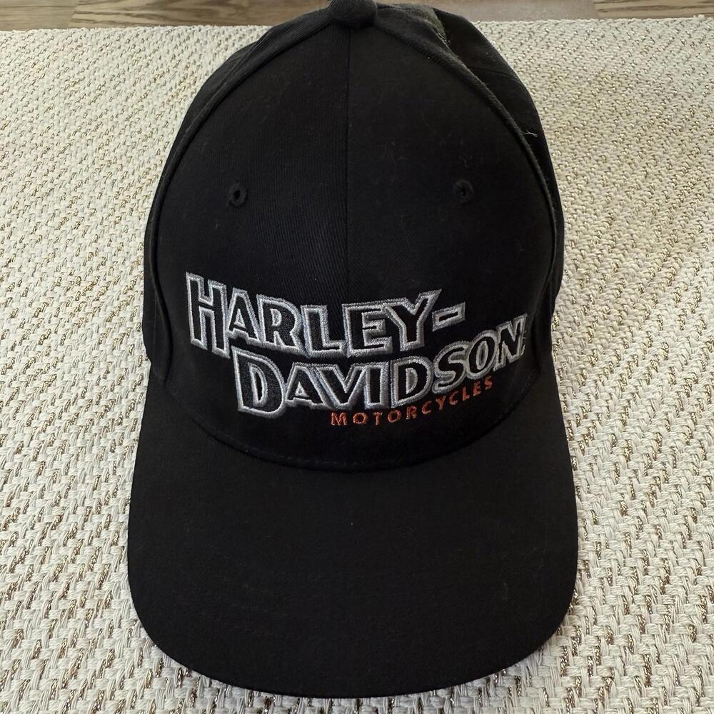 Harley Davidson Hat/Cap Flexfit Delta Size L/XL- Black, Nice pre-owned condition